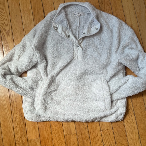 Size L Wallflower half button up - Picture 1 of 3